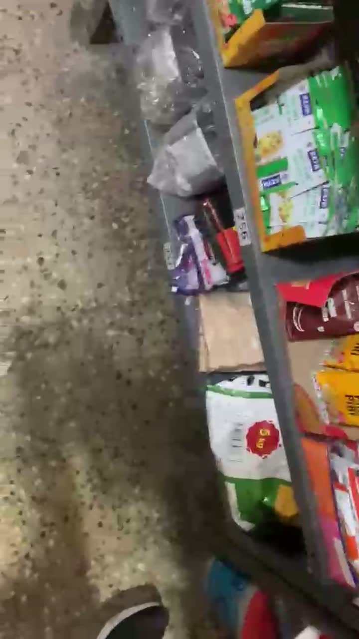Lens Test — Day Interior
